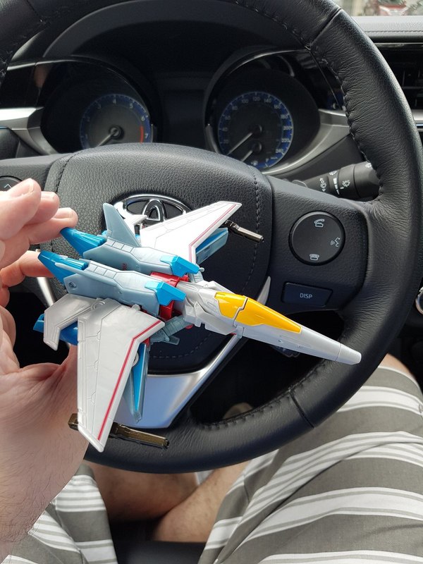 More In Hand Images Of Robots In Disguise ToysRUs Exclusive Warrior Starscream  (10 of 11)